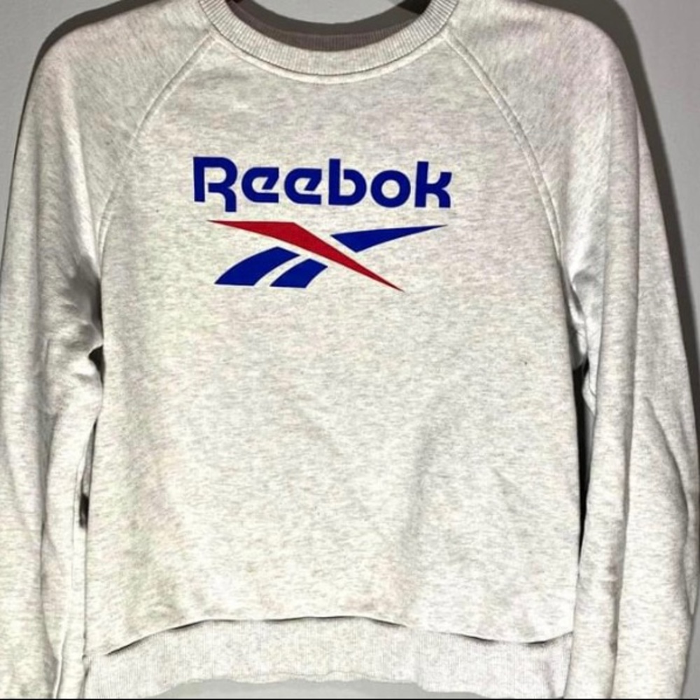 Vintage Reebok Sweater Small — Y2K Adorable